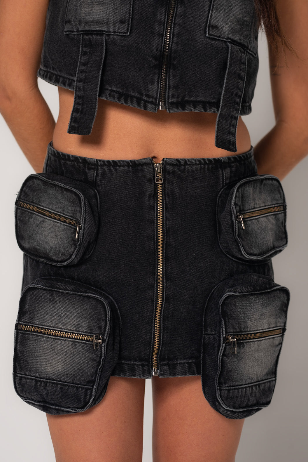Color:preto
